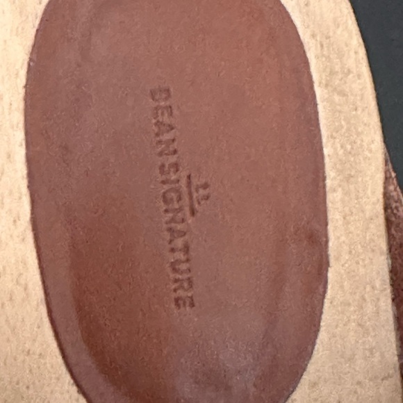 GENTLY used condition, Sean Signature clogs - Picture 4 of 7